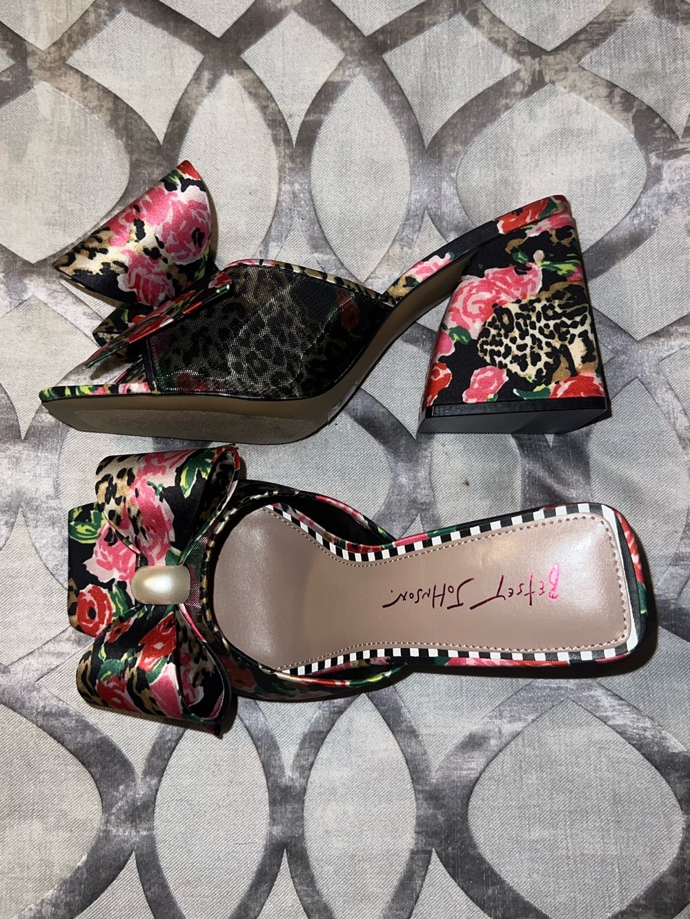 NWT Betsey Johnson Jordn Leopard Print and Floral Block Heels